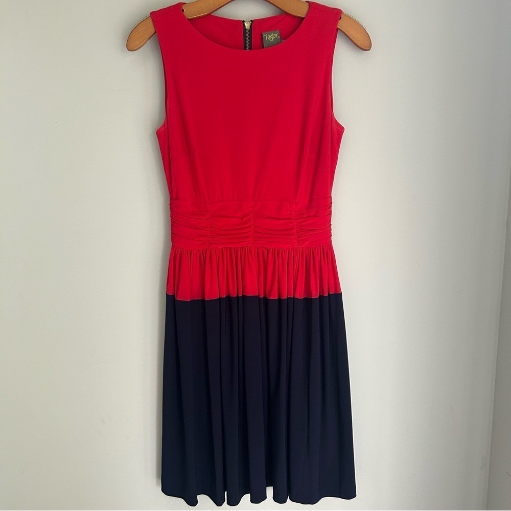 Taylor Red & Blue Color block dress sleeveless ruched dress ca size‎ 2 eer